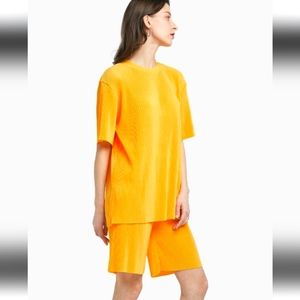 Pleated Chiffon T-Shirt and Shorts Set (Orange) - Lattelier